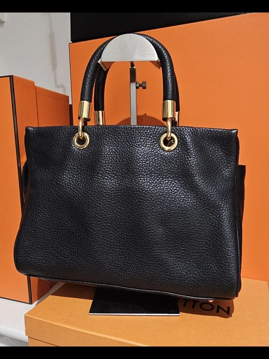 Marc Jacobs Black Pebbled Leather Satchel with Gold-Tone Accents - Picture 2 of 2